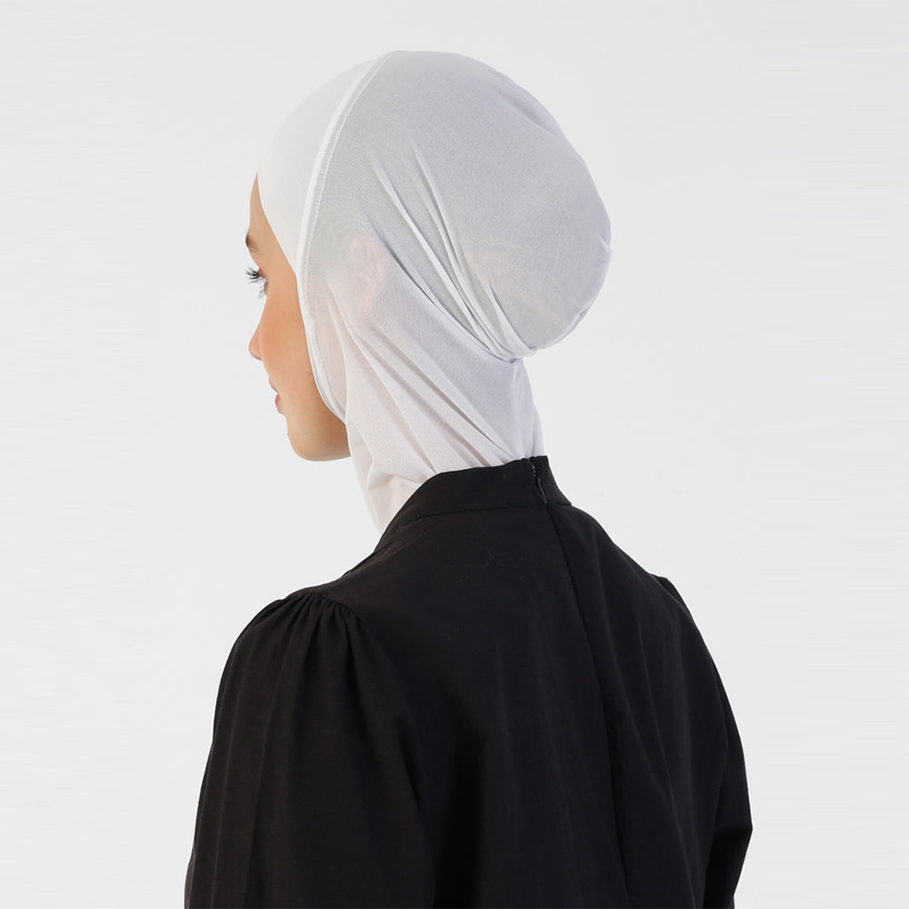 Turkish Neck Undercap for Amira Hijab: Effortless Elegance and Comfort in One Piece