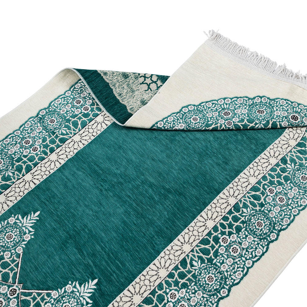 Premium Velvet Islamic Prayer Rug – Classic Mihrab Design | Soft, Elegant & Travel-Friendly