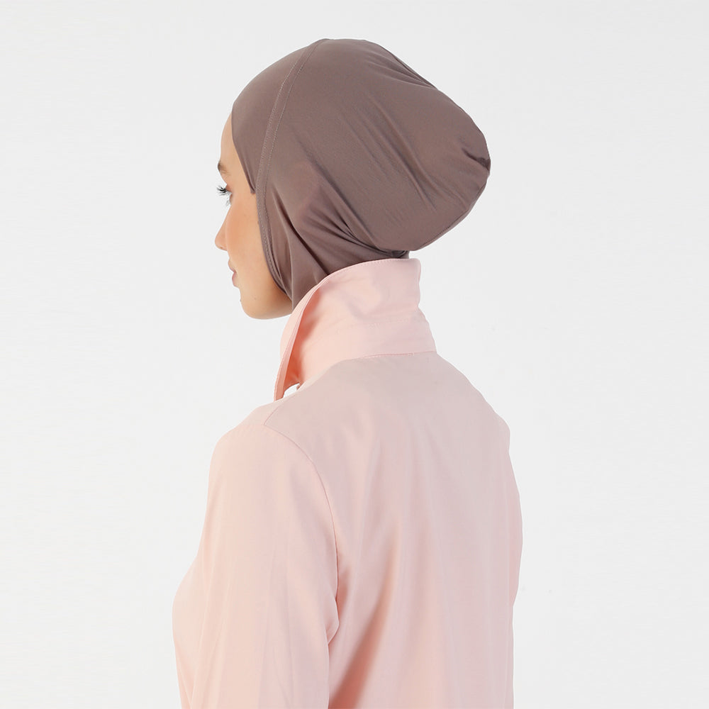 Turkish Neck Undercap for Amira Hijab: Effortless Elegance and Comfort in One Piece