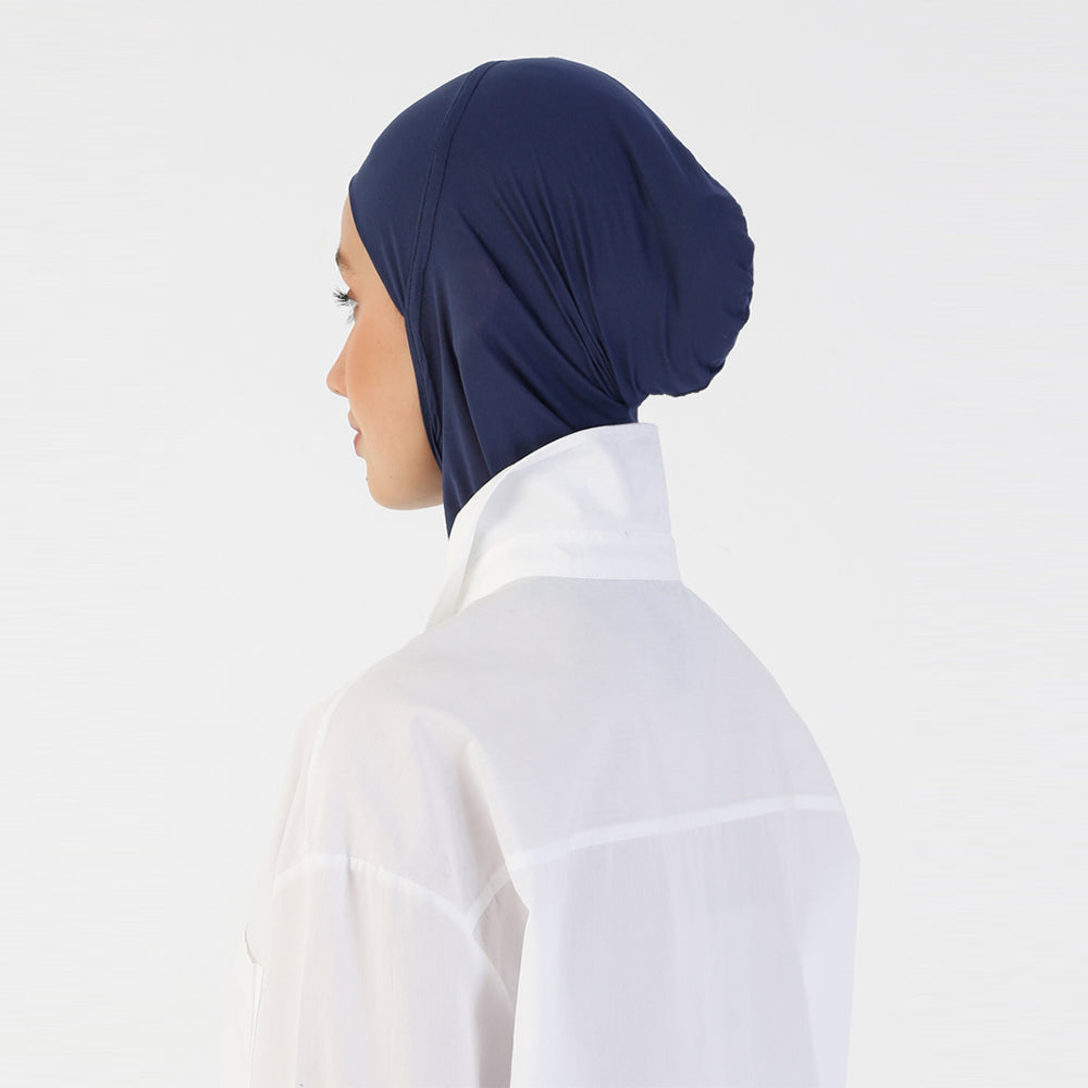 Turkish Neck Undercap for Amira Hijab: Effortless Elegance and Comfort in One Piece