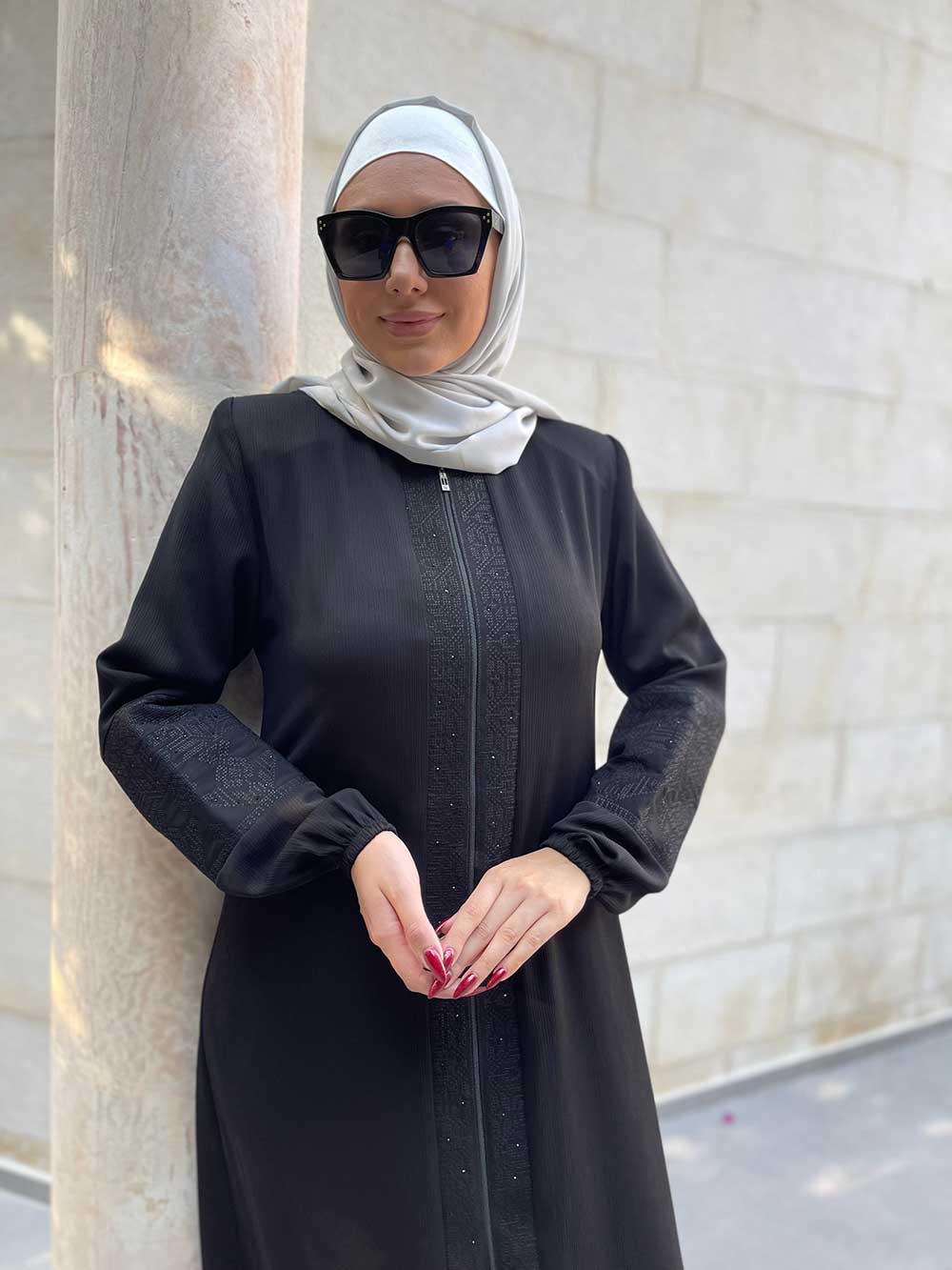 Al-Qadri Abayas: Discover Comfort and Elegance with Our Beautiful Black Embroidery Arabic Abaya Collection for Women – Long Prayer Dresses for Modern Muslim Fashion