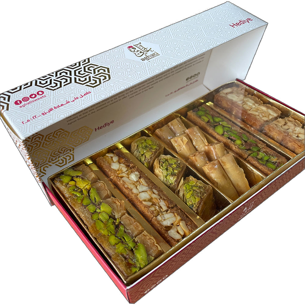 Premium Mix of Baklava Delights | Authentic Baklava Dessert in a Luxurious Box مشكل بقلاوه