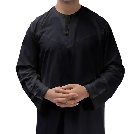 Classic black Omani Emirati dishdasha with rounded collar

