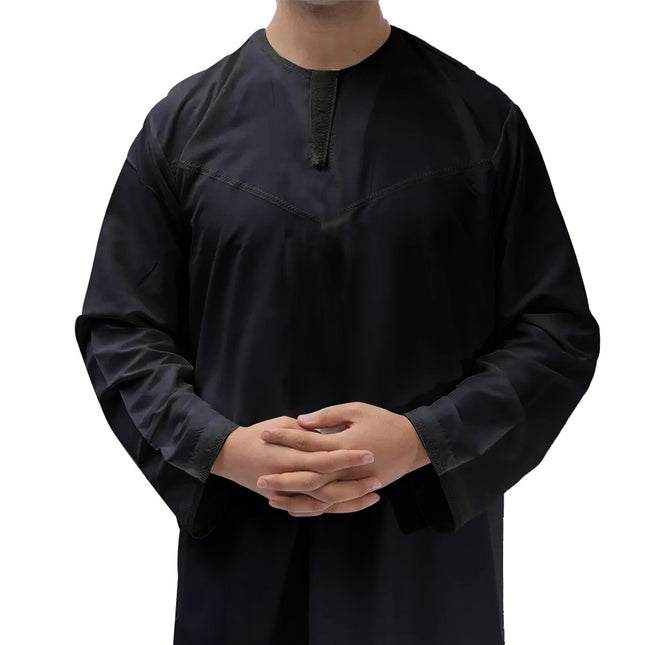 Classic black Omani Emirati dishdasha with rounded collar

