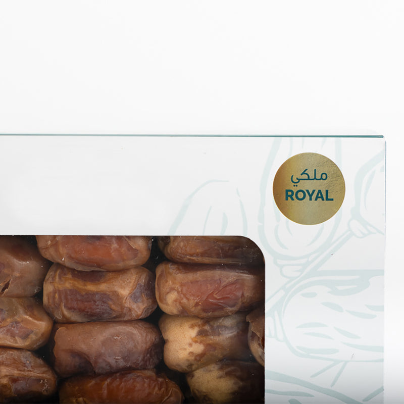 Sagee Dates Royal 2.2 LB - Exquisite, Multi-Hued Delight from Saudi Arabia | Unique Flavor Profile | Perfect for Gifting and Snacking